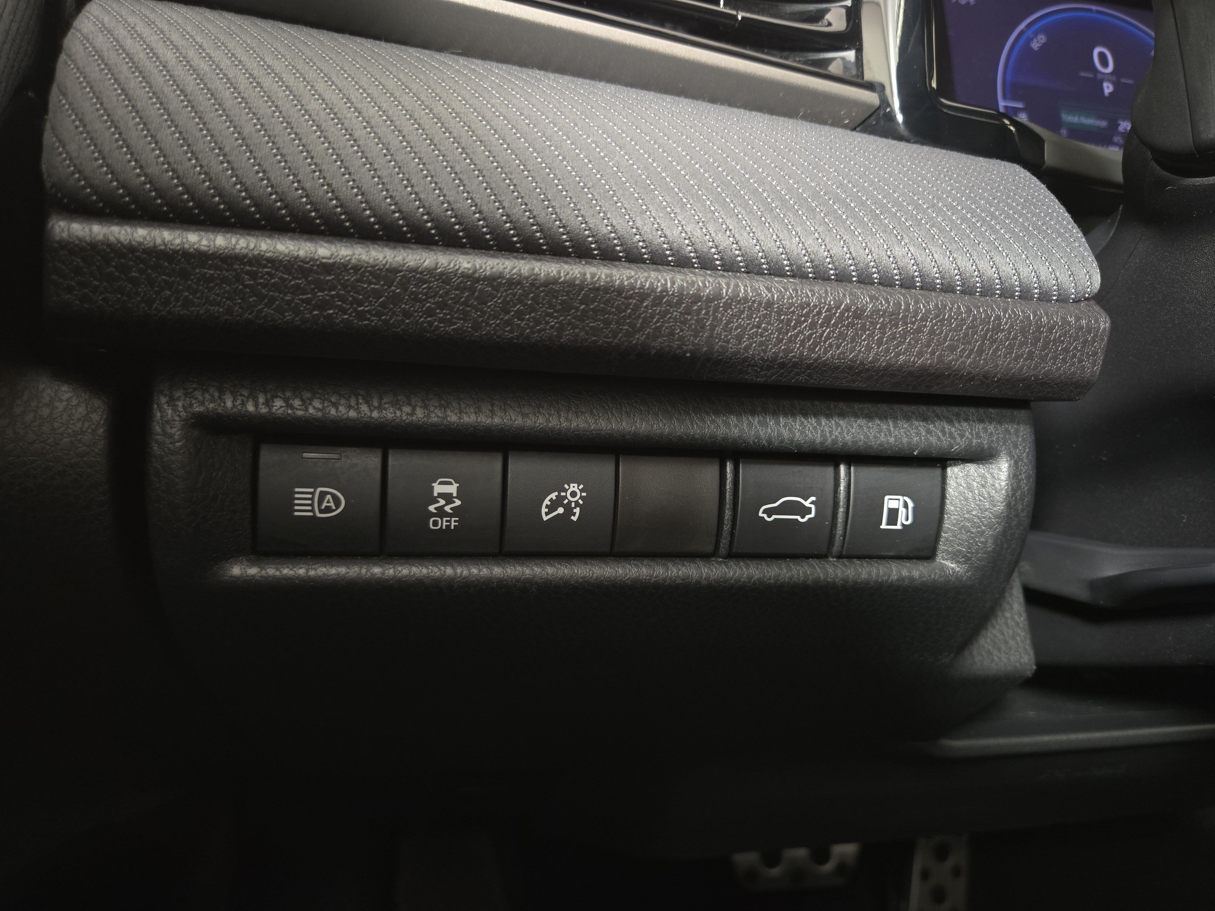 Used 2025 Toyota Camry SE FWD image 24