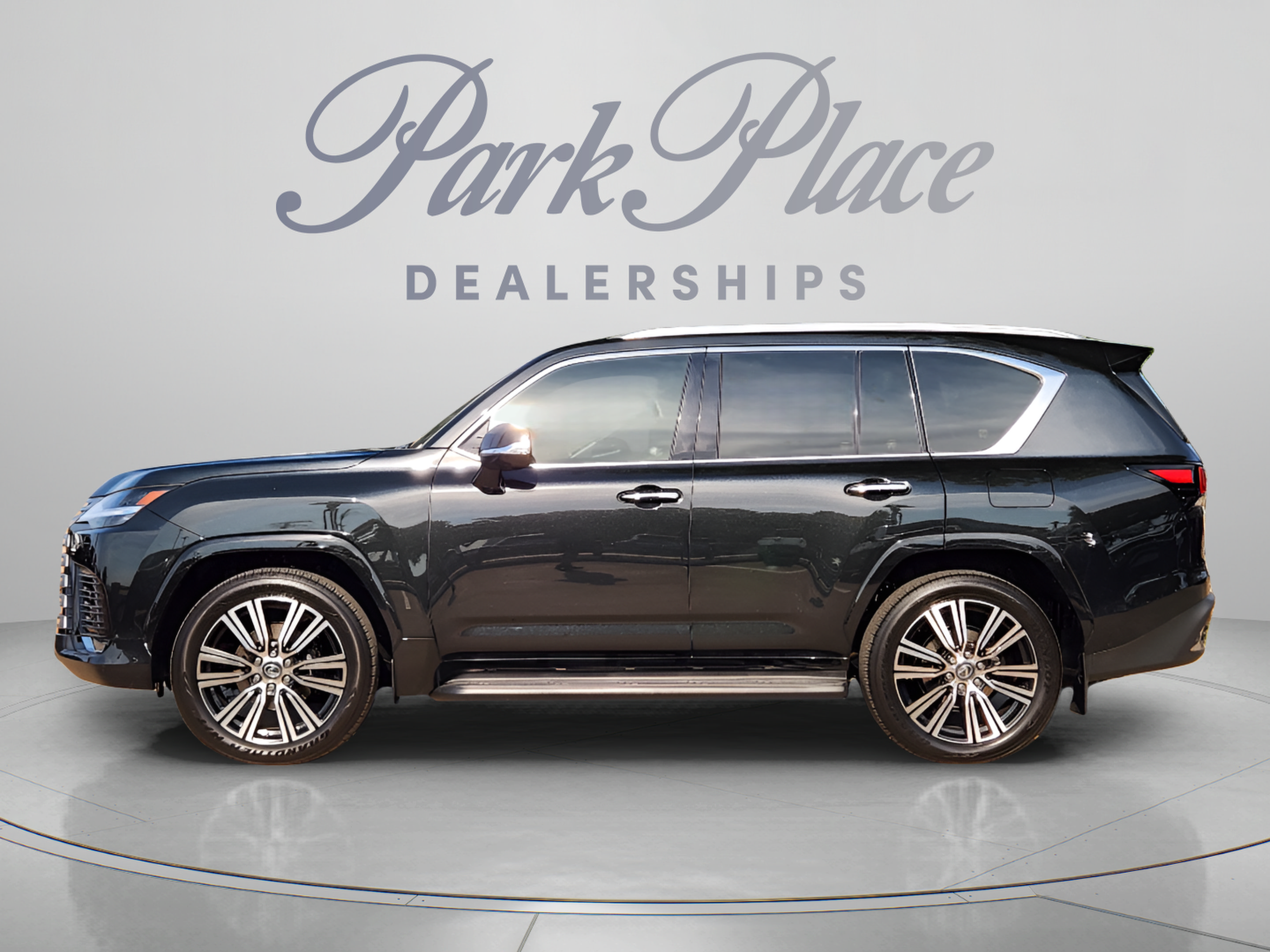 New 2026 Lexus LX 600 4WD w/ Luxury Package image 2