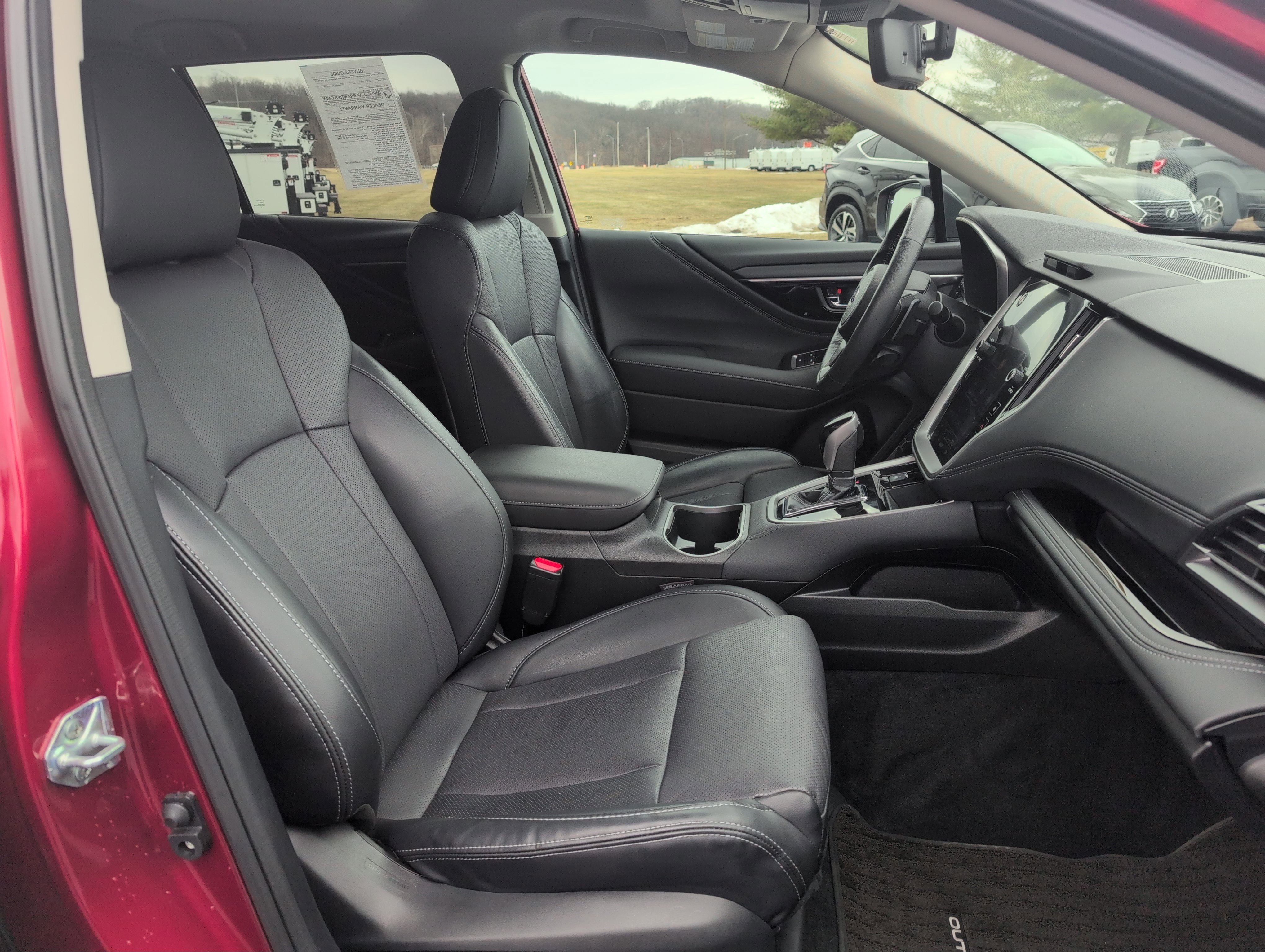 Used 2025 Subaru Outback Limited image 15