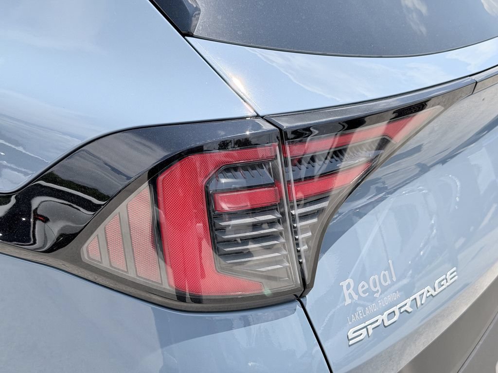 New 2027 Kia Sportage S FWD image 9