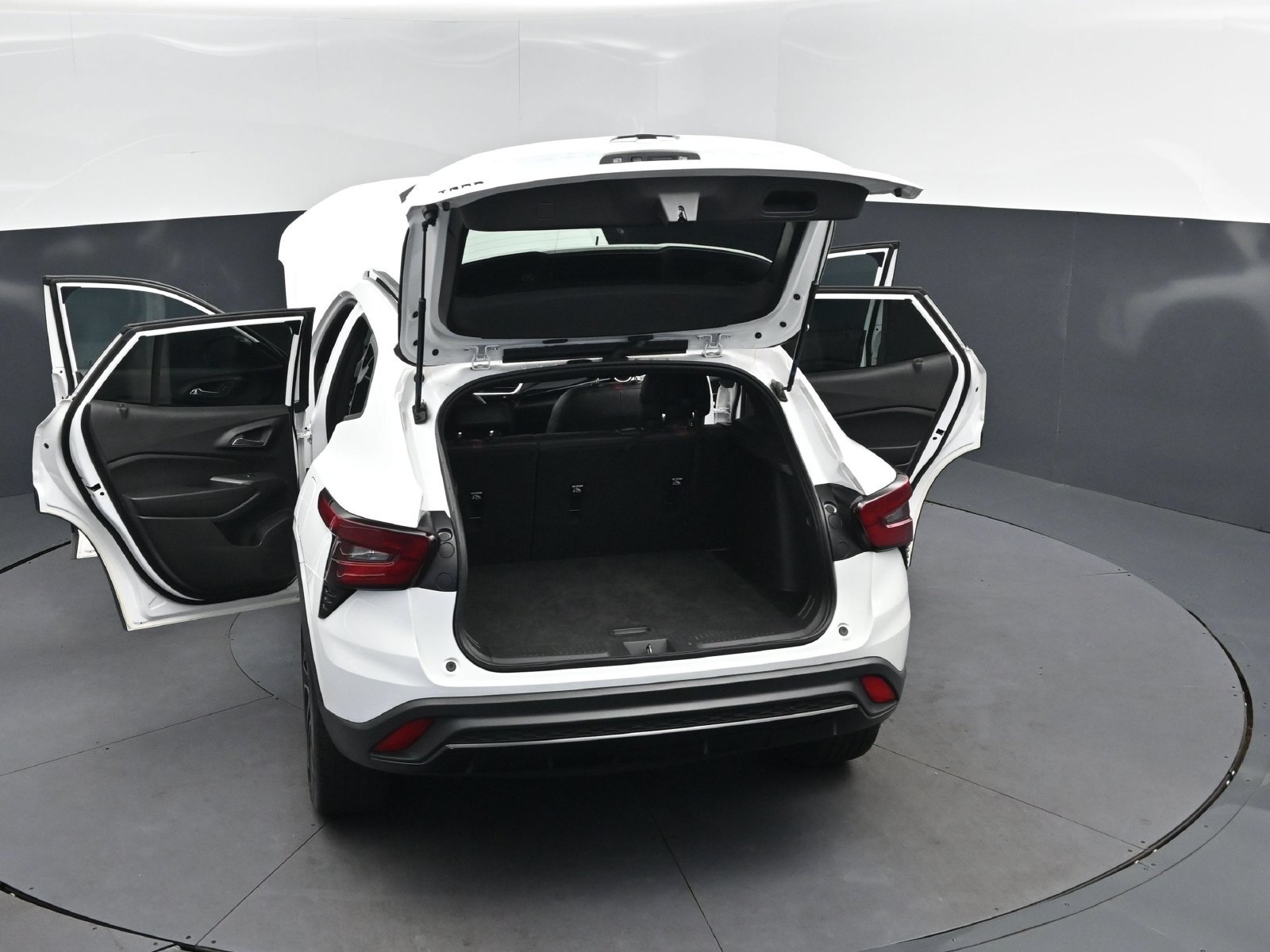 Certified 2024 Chevrolet Trax RS FWD image 48