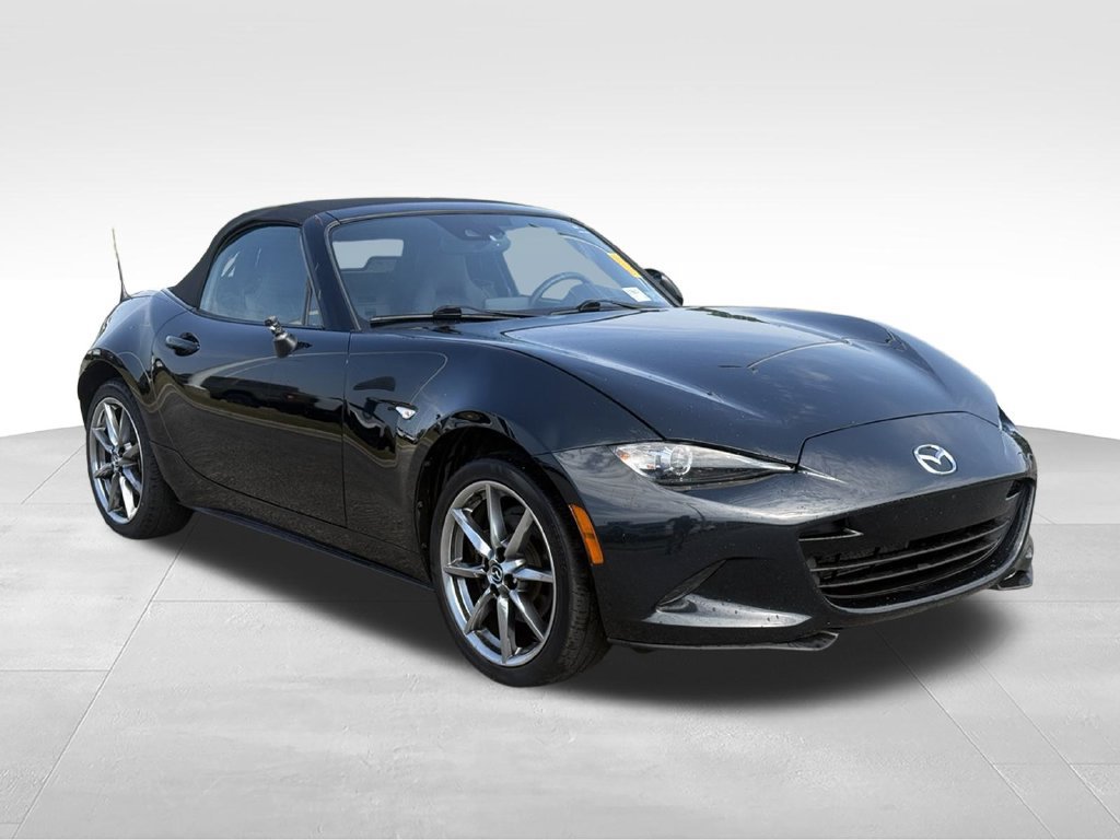Used 2023 MAZDA MX-5 Miata Grand Touring w/ Weather Package RWD image 31