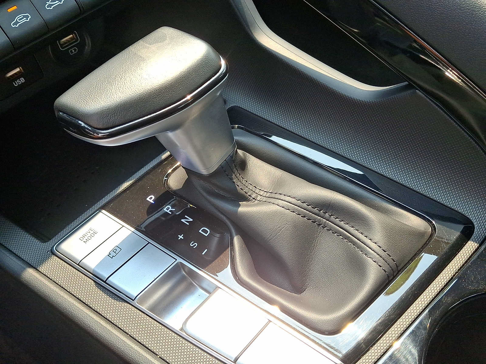 Used 2023 Hyundai Elantra SEL w/ Convenience Package FWD image 14