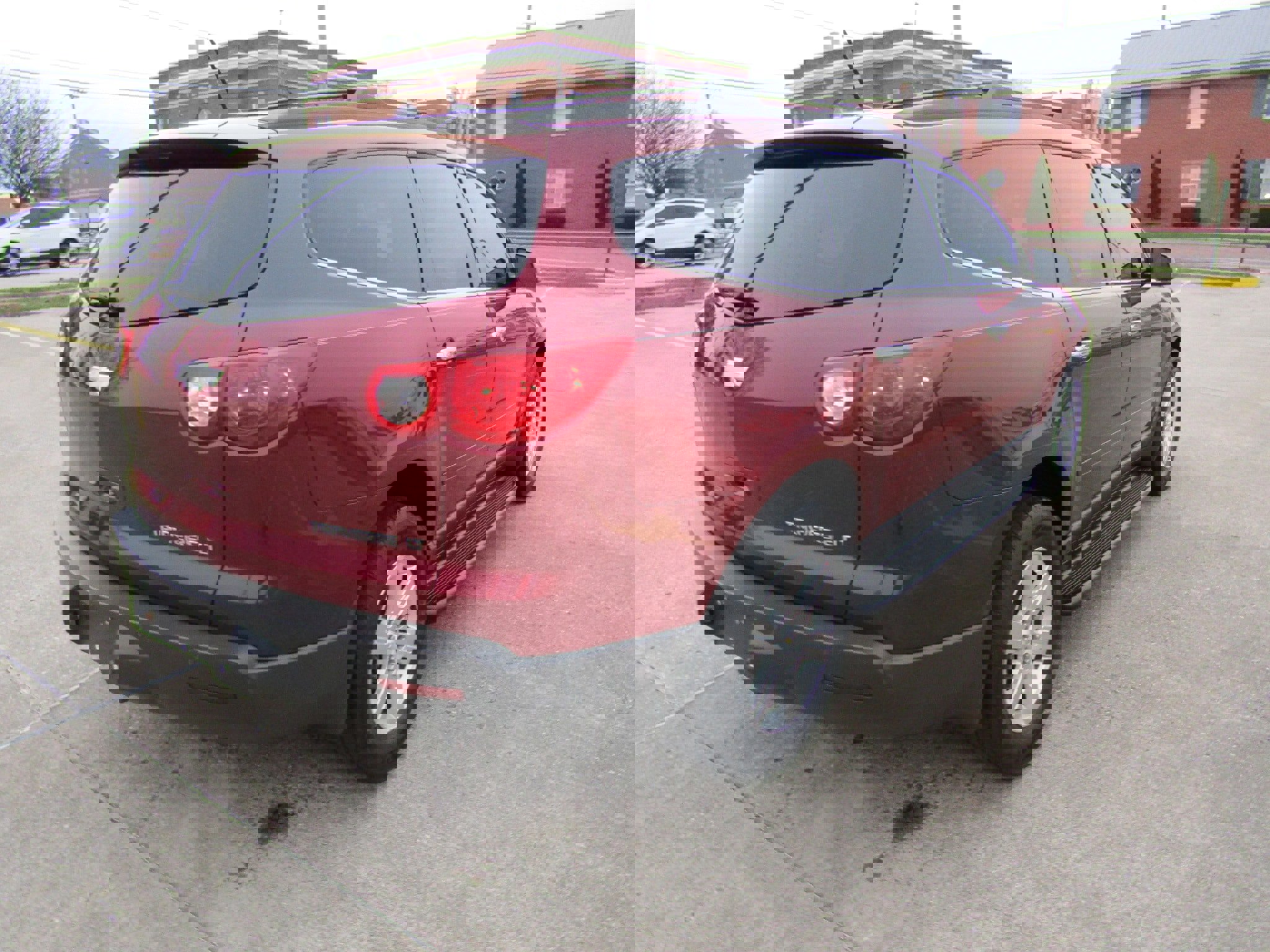 Used 2010 Chevrolet Traverse LT w/ Personal Connectivity Package image 3