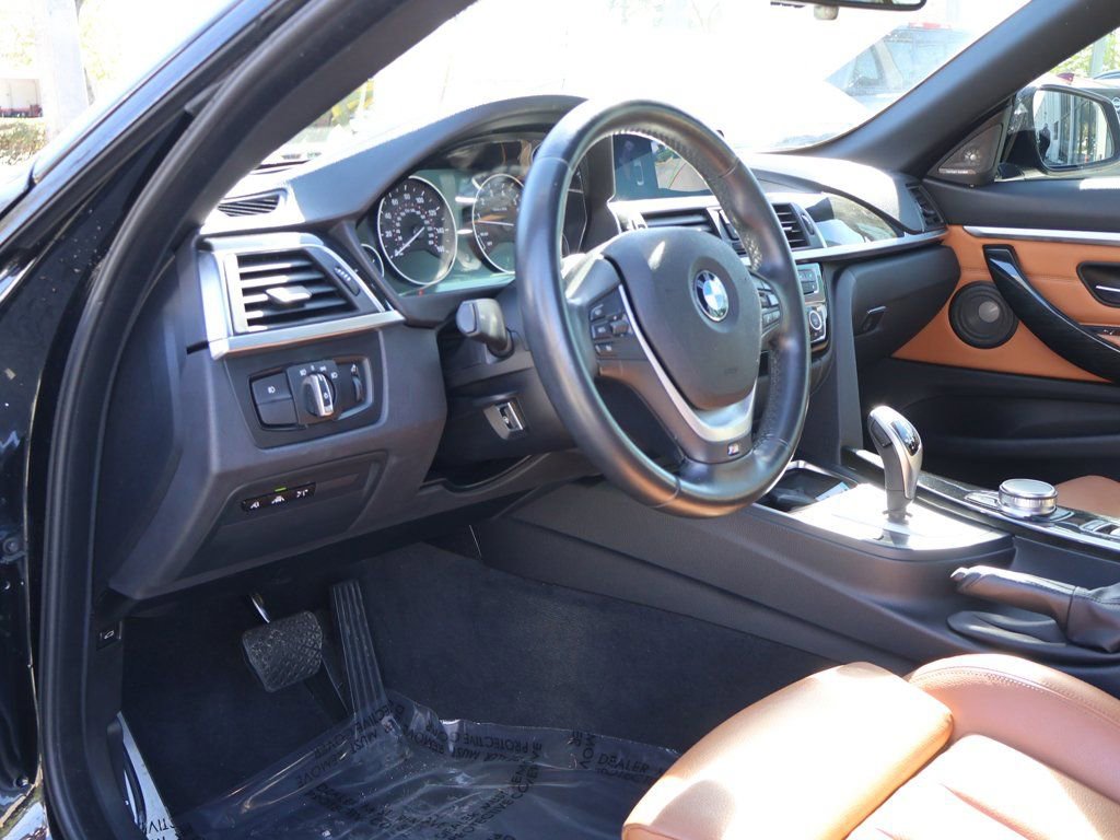 Used 2020 BMW 440i xDrive Convertible w/ M Sport Package image 23