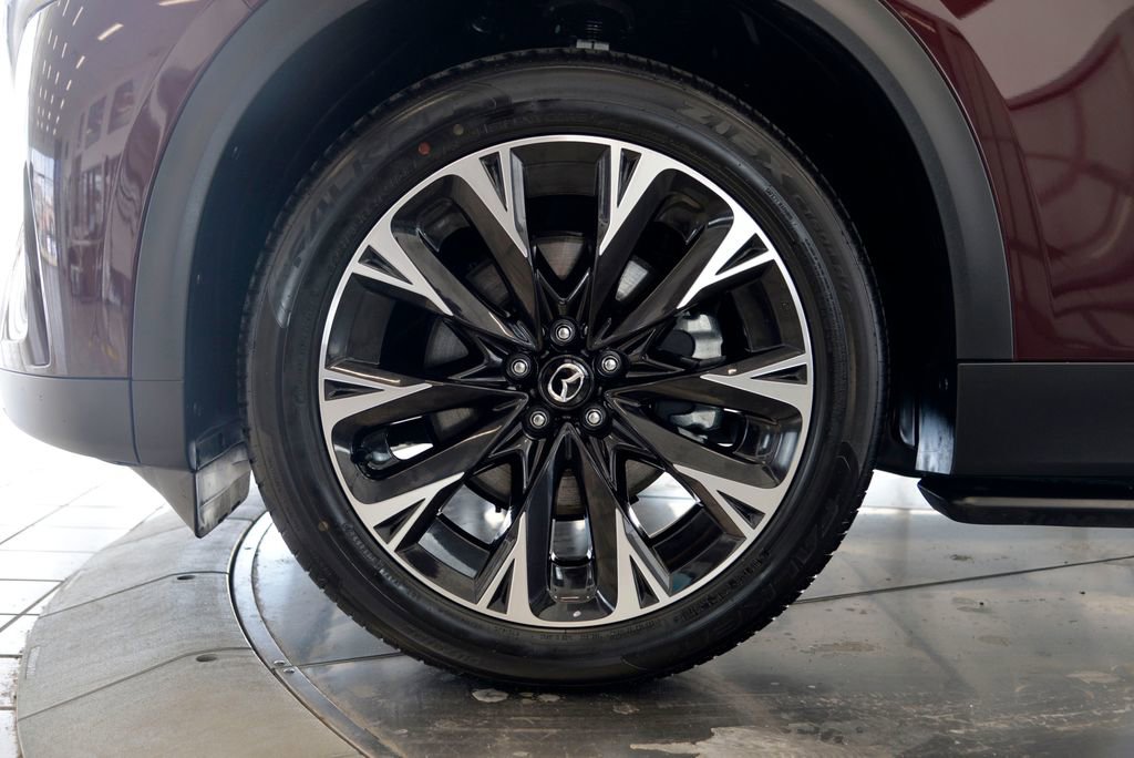 Used 2025 MAZDA CX-90 Plug-In Hybrid w/ Premium Plus image 10