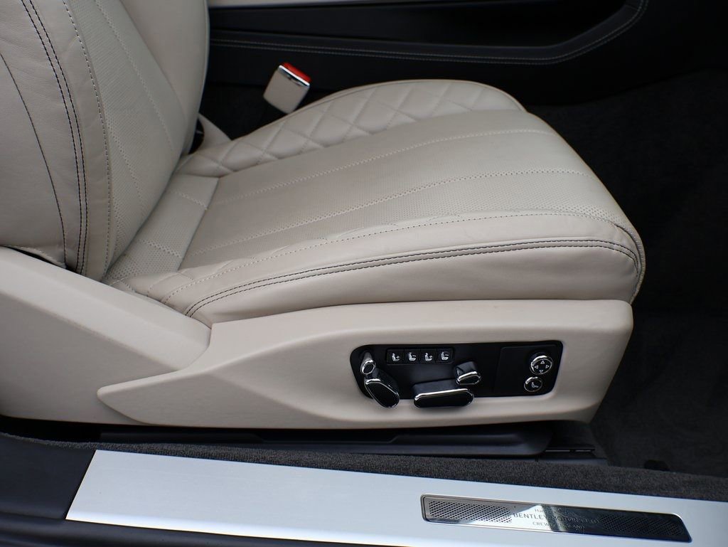 Used 2022 Bentley Continental GT AWD/4WD image 12
