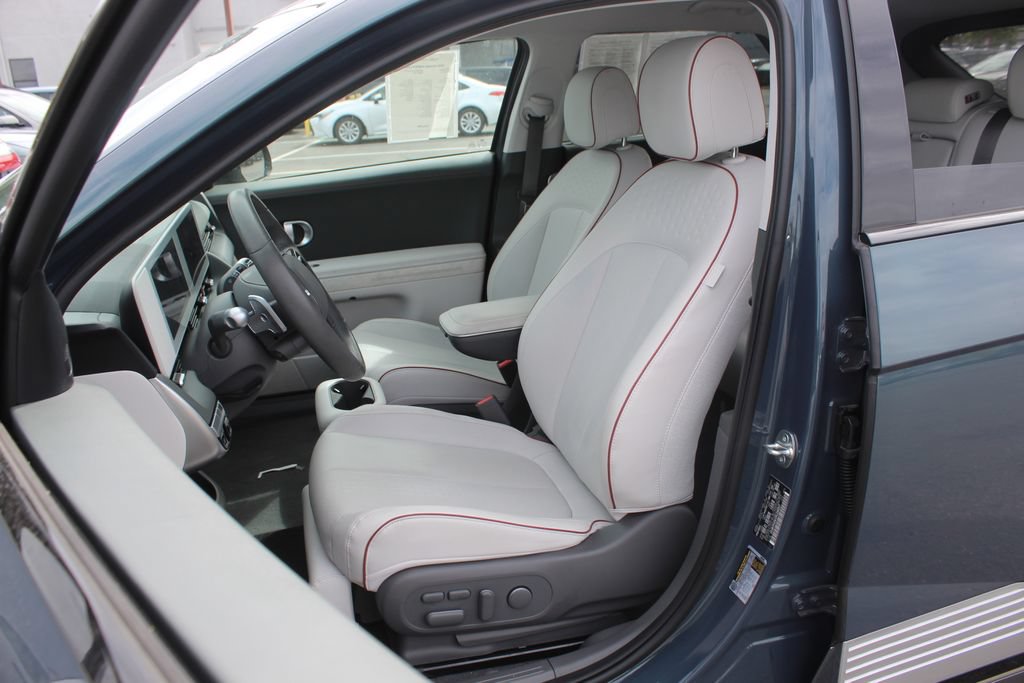 Used 2024 Hyundai Ioniq 5 Limited RWD image 13