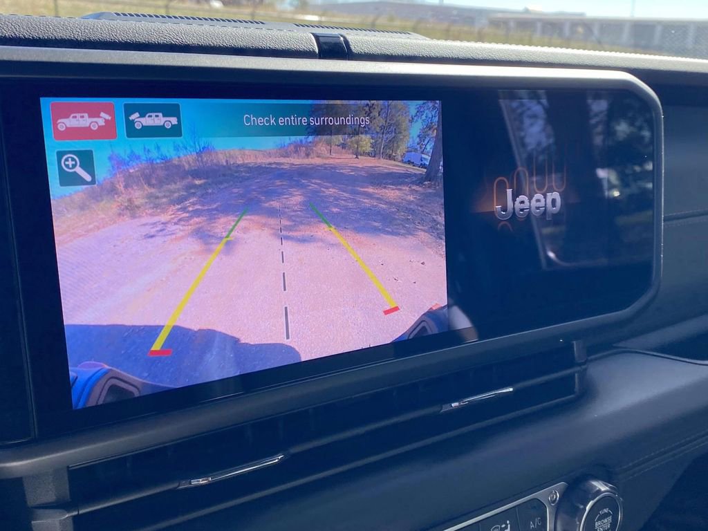 New 2026 Jeep Gladiator Mojave AWD/4WD image 24