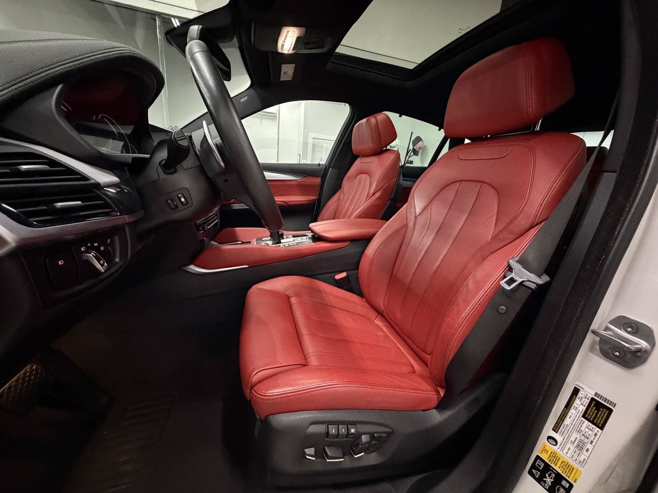 Used 2019 BMW X6 xDrive35i AWD/4WD image 9