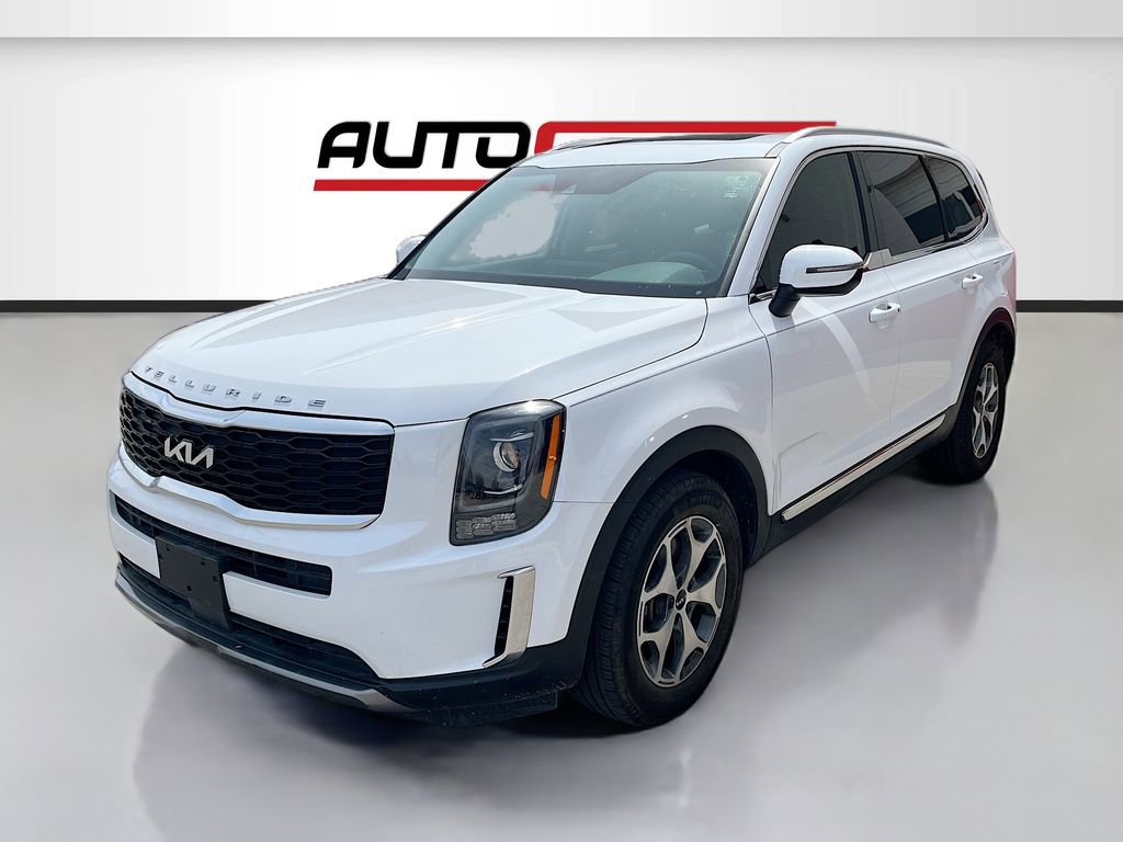 Used 2022 Kia Telluride EX image 3