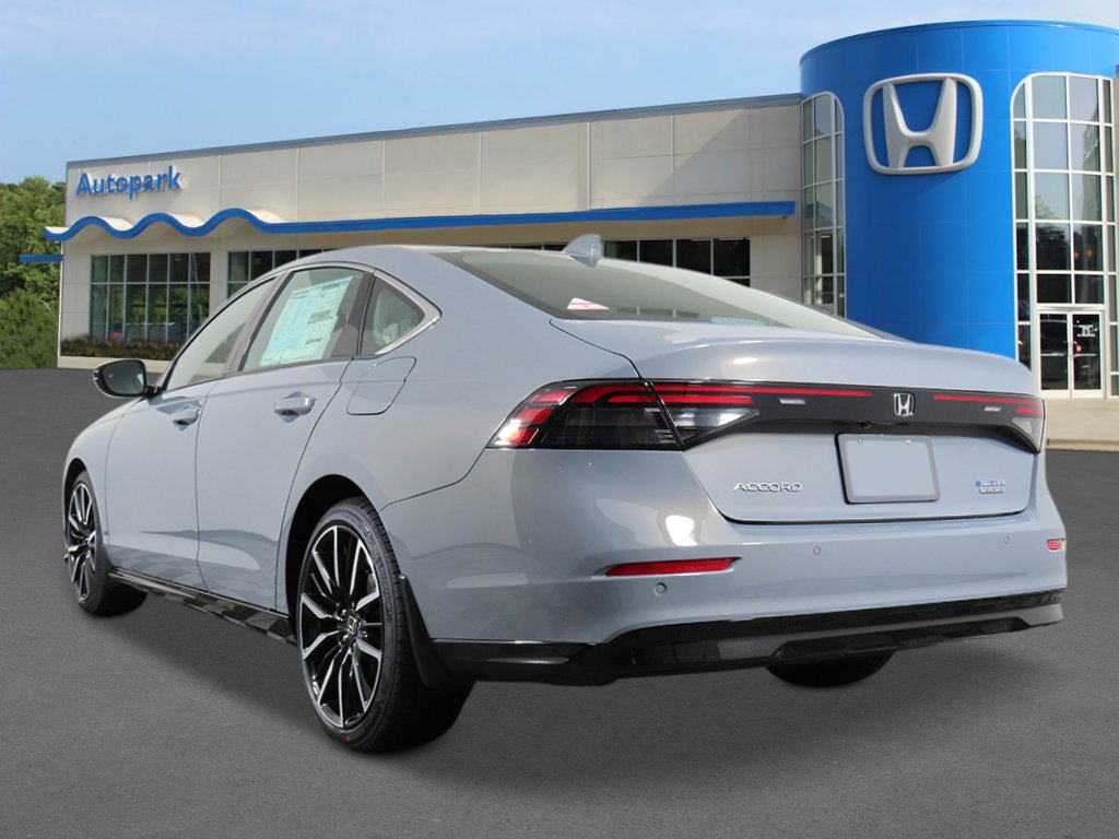 New 2026 Honda Accord Touring image 3