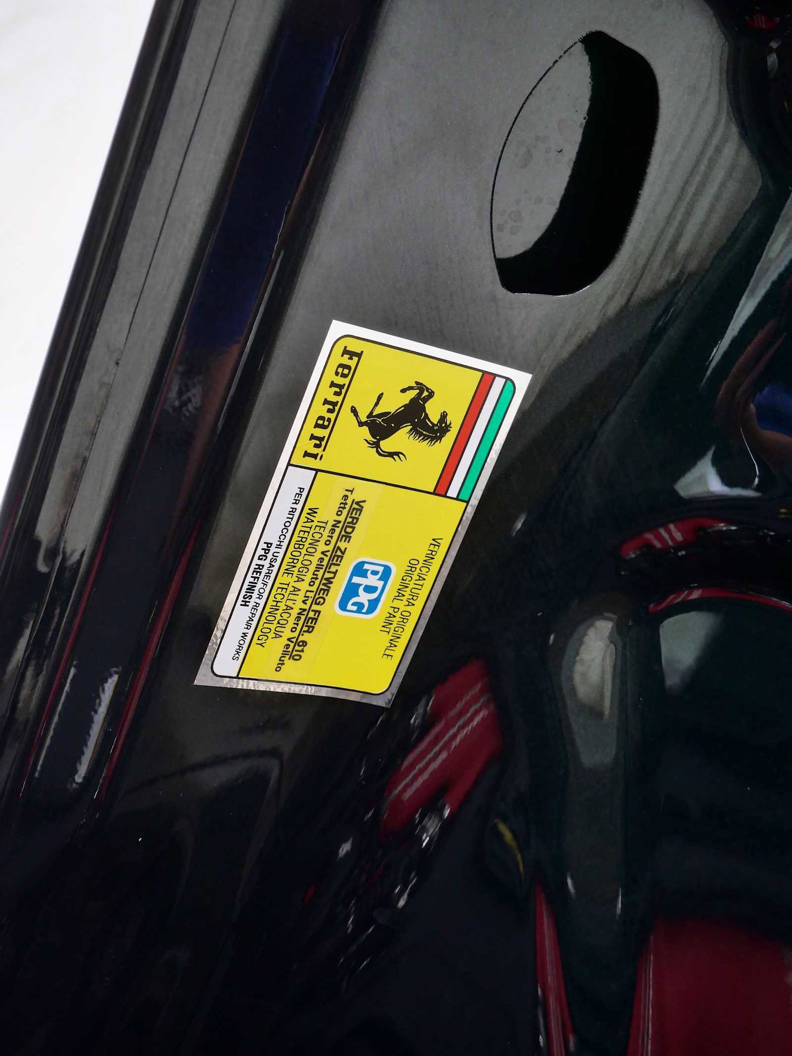 Certified 2025 Ferrari 12Cilindri RWD image 28