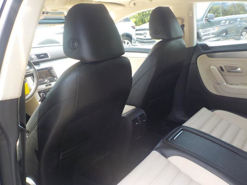 Used 2012 Volkswagen CC Lux FWD image 17