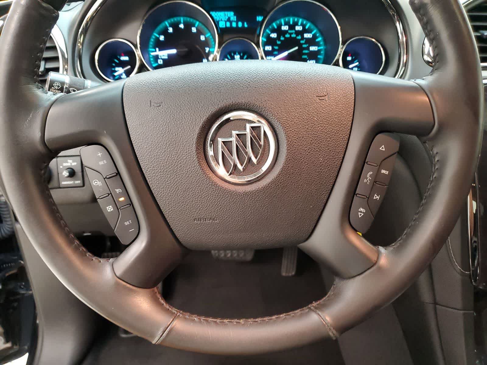 Used 2017 Buick Enclave Leather FWD image 10