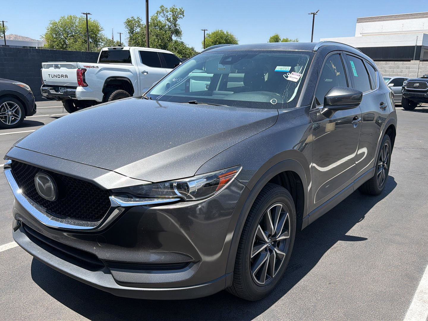 Used 2018 MAZDA CX-5 Touring w/ Preferred Equipment Package FWD image 1