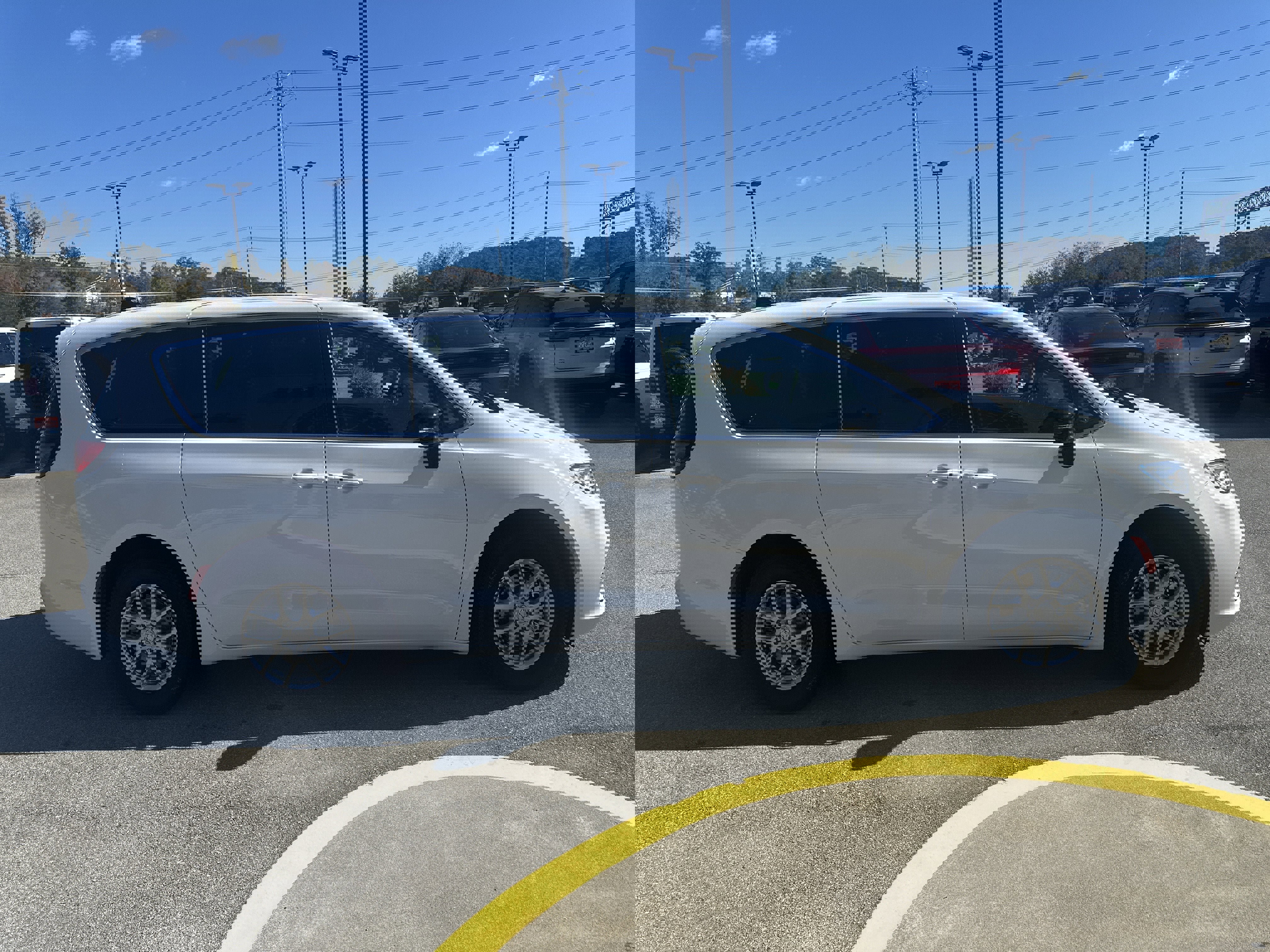 New 2026 Chrysler Pacifica Select image 6