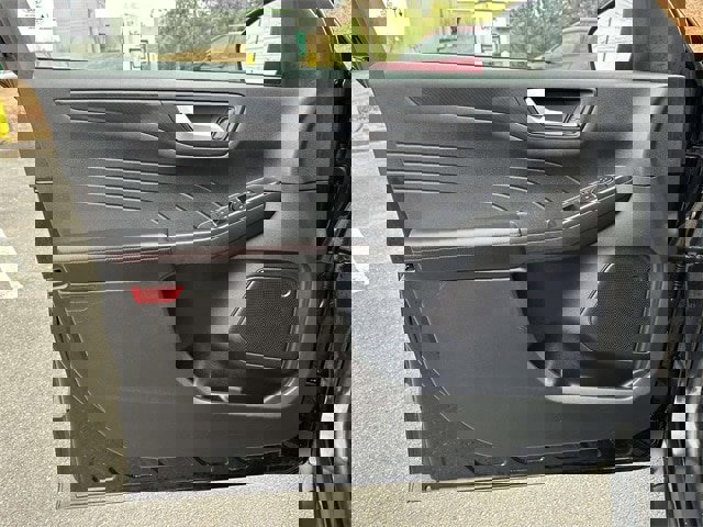 Certified 2024 Ford Escape ST-Line image 17