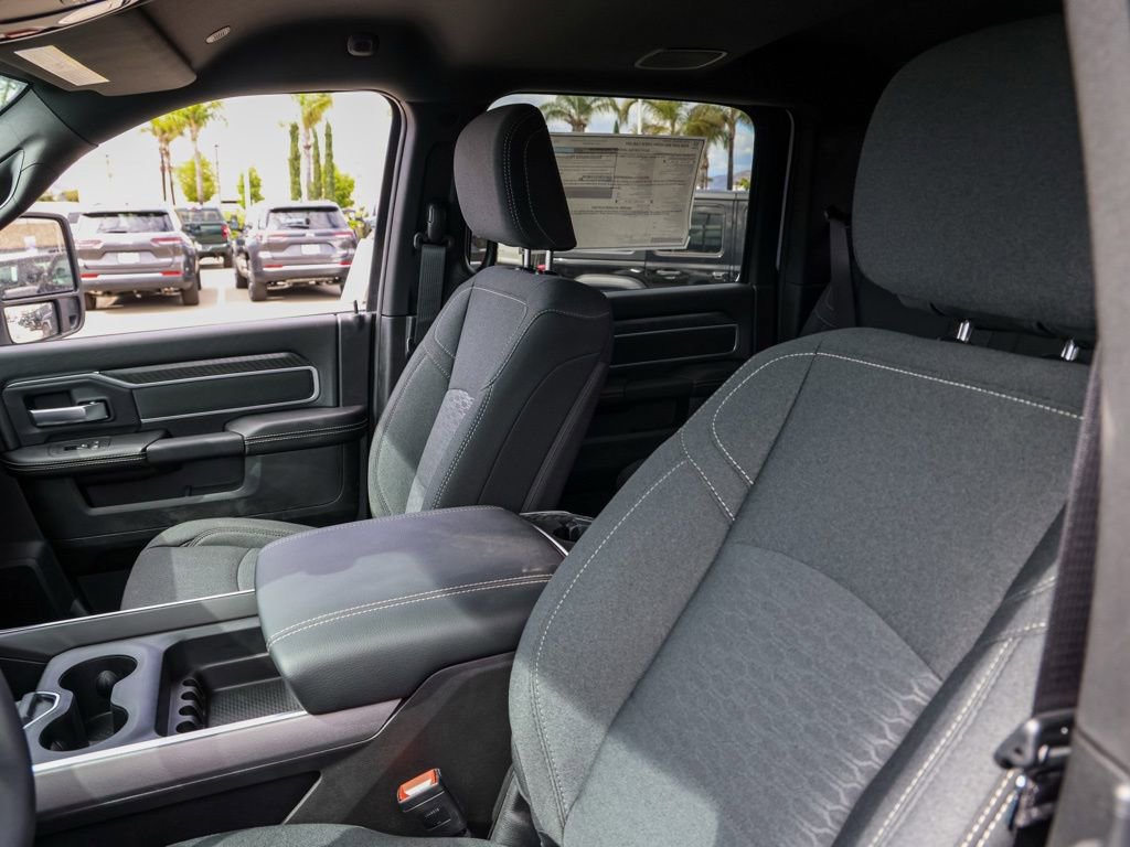 New 2026 RAM 2500 Big Horn AWD/4WD image 15