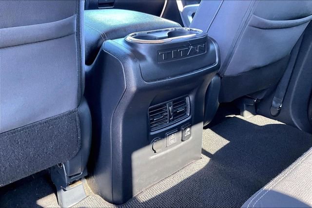 Used 2024 Nissan Titan SV w/ SV Convenience Package image 21