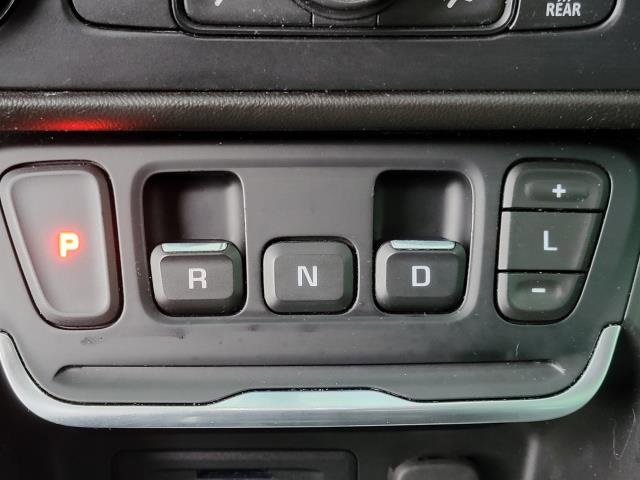 Used 2019 GMC Terrain SLT w/ Preferred Package image 32