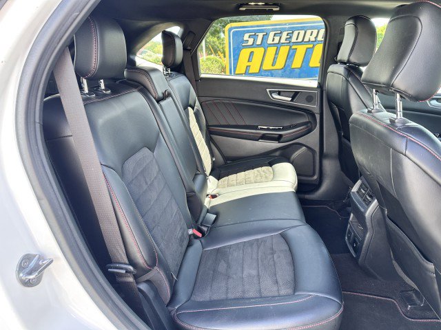 Used 2020 Ford Edge ST-Line FWD image 17