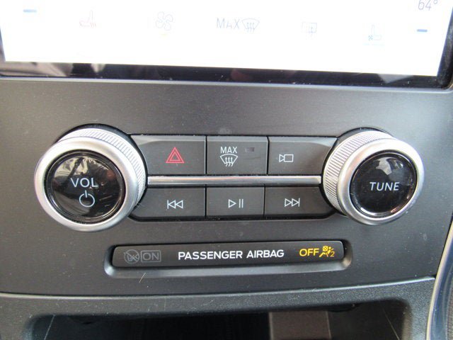 Used 2024 Ford Edge Titanium w/ Equipment Group 301A AWD/4WD image 21