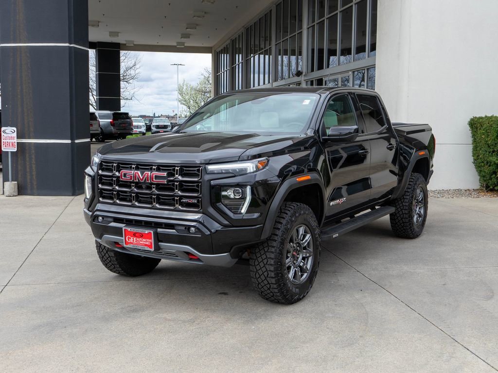 Used 2024 GMC Canyon AT4X AWD/4WD image 3