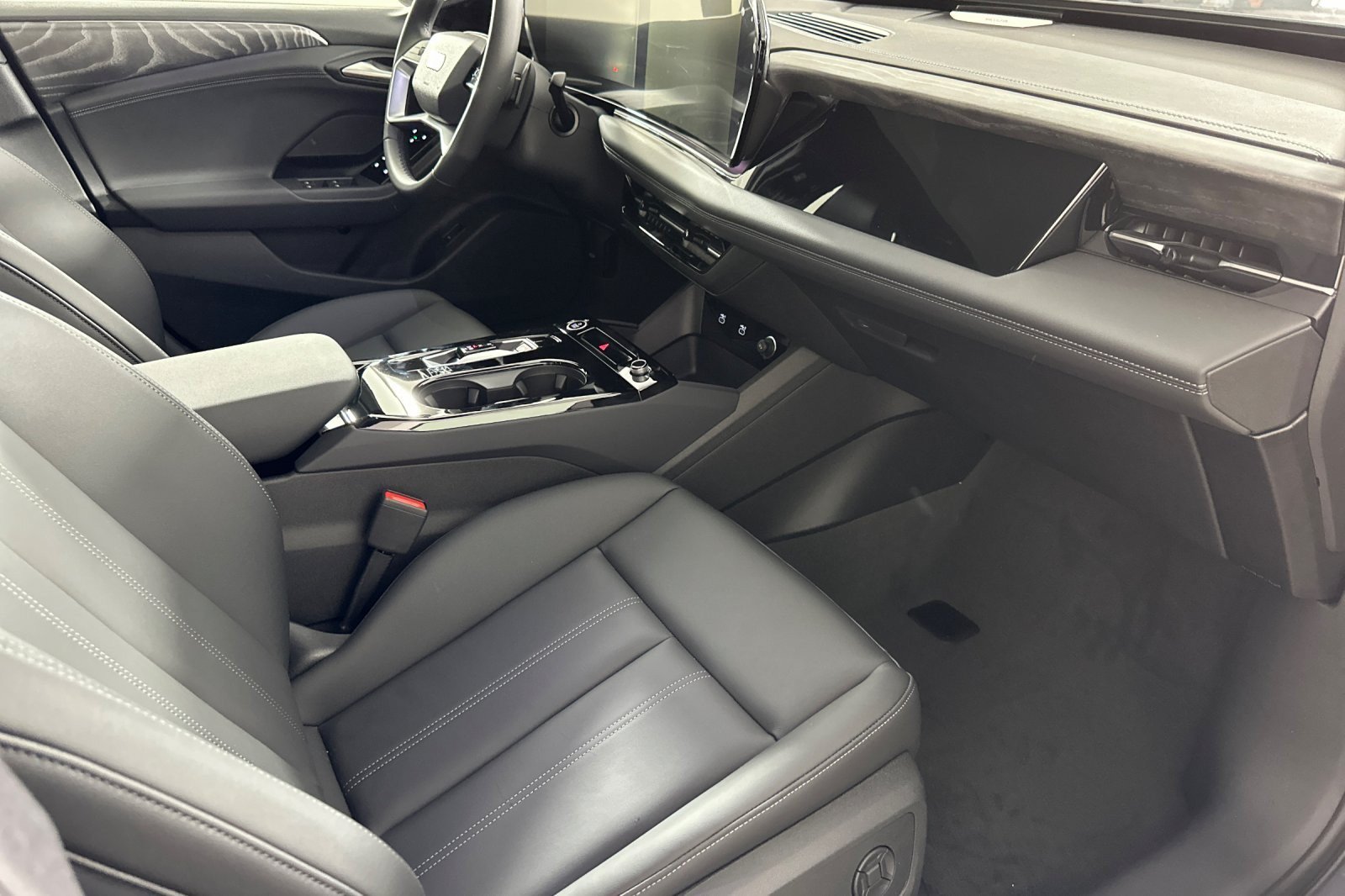 New 2027 Audi A6 e-tron Premium RWD image 15