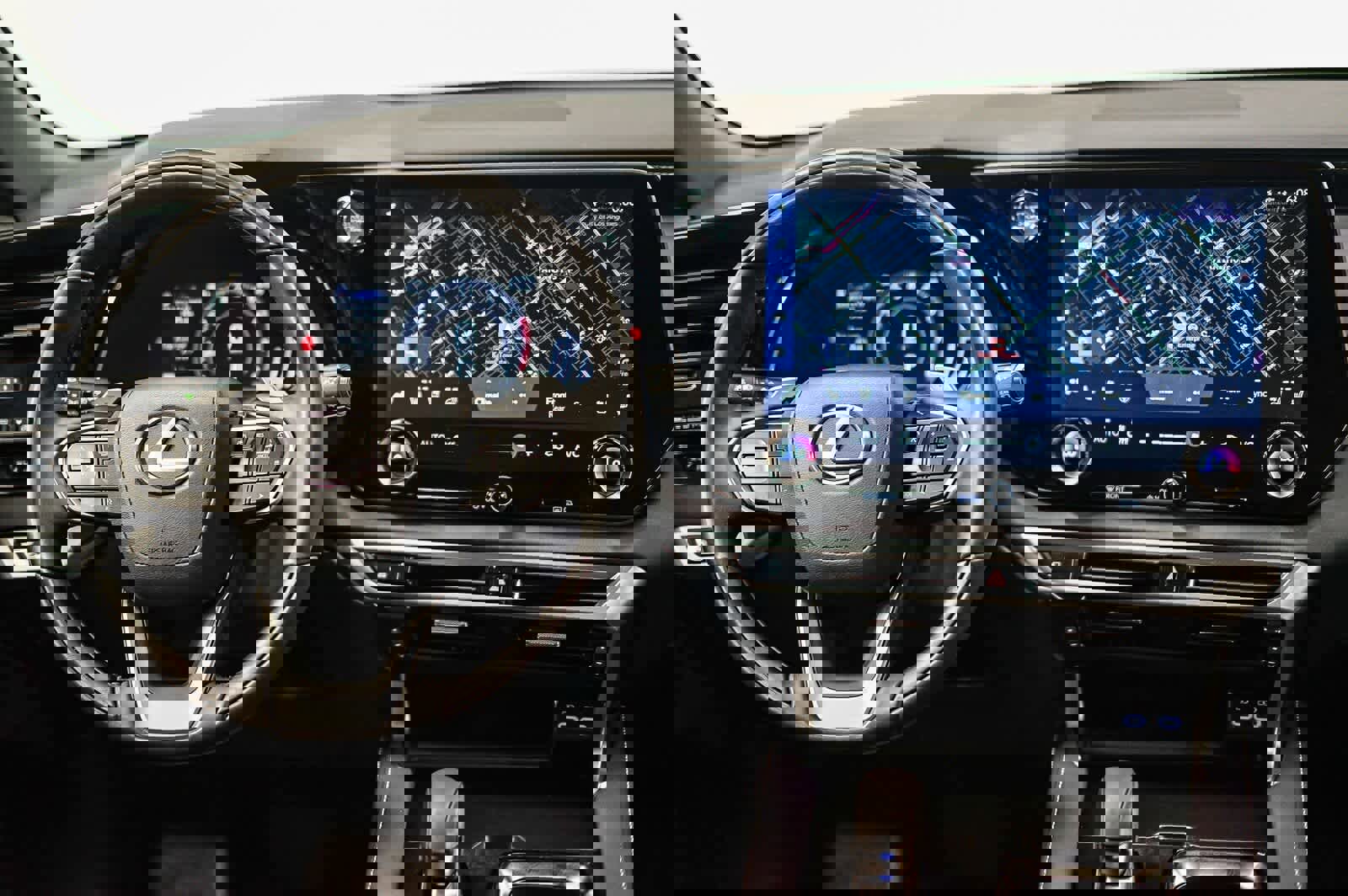 Used 2024 Lexus RX 350 Premium w/ Accessory Package (Z1) image 12