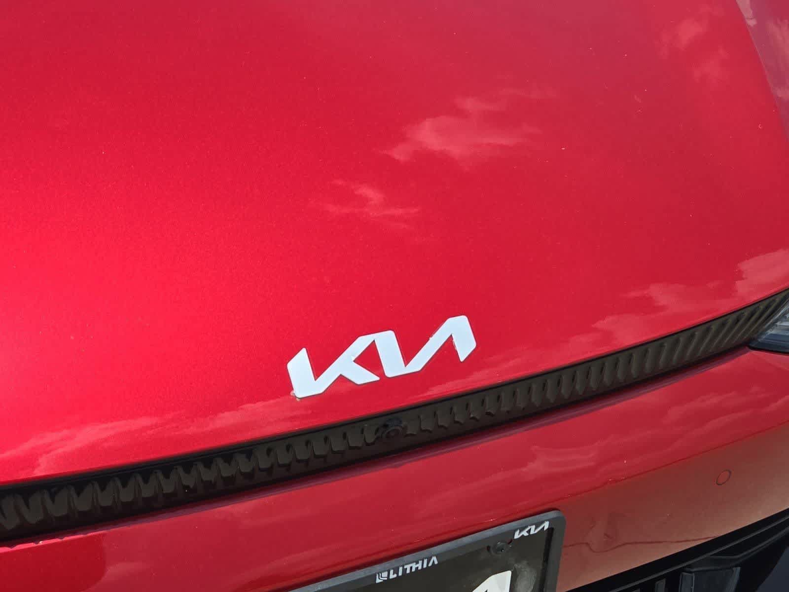 Certified 2023 Kia EV6 Wind w/ Wind Technology Package AWD/4WD image 10