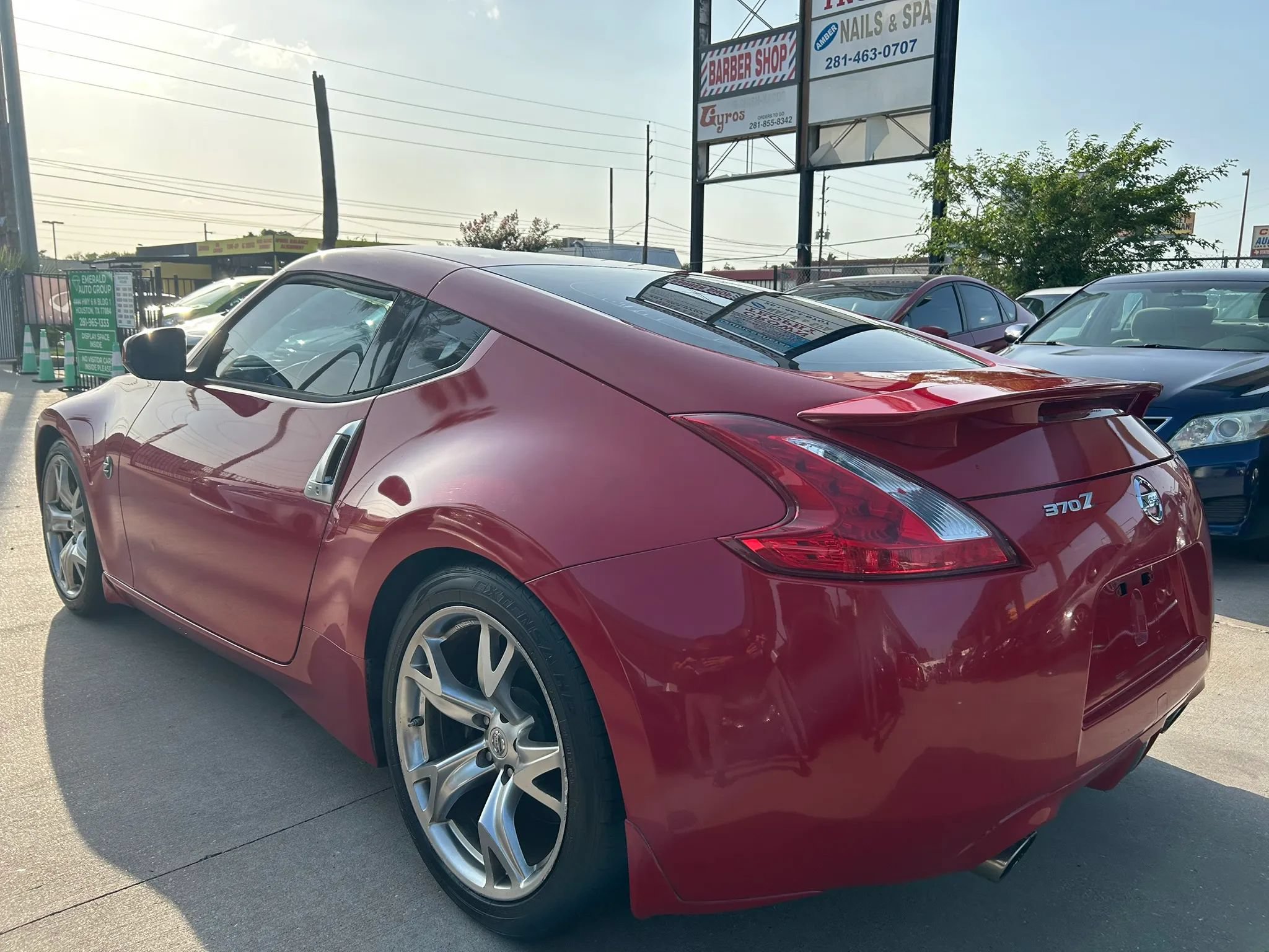 Used 2009 Nissan 370Z Coupe w/ Sport Pkg RWD image 3