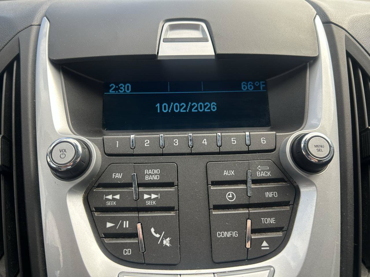 Used 2012 Chevrolet Equinox LS FWD image 22