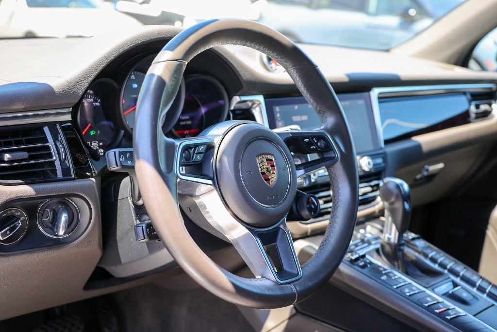 Used 2019 Porsche Macan S AWD/4WD image 31
