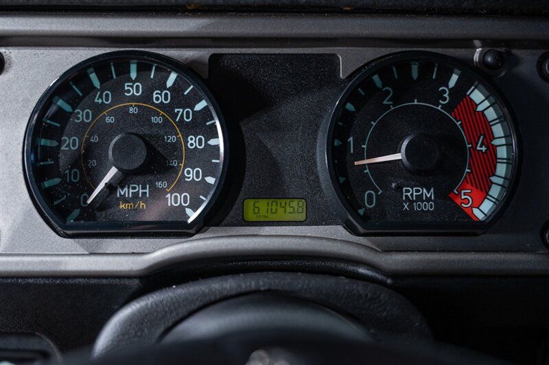 Used 2006 HUMMER H1 4-Door Wagon AWD/4WD image 23