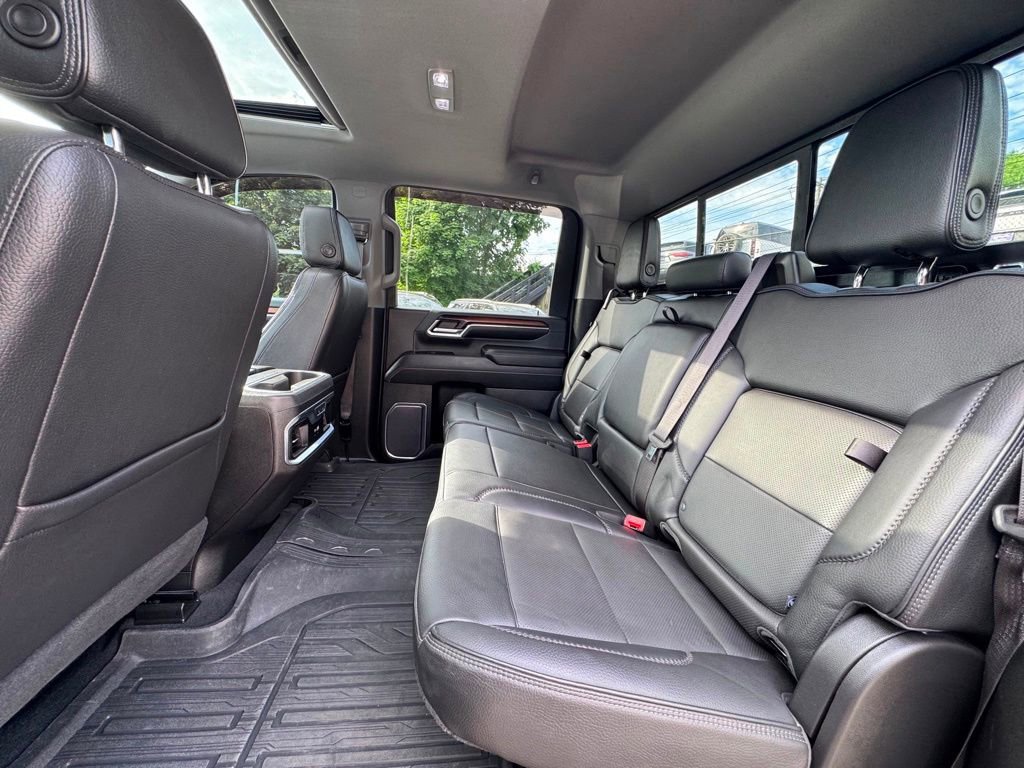 Used 2024 GMC Sierra 3500 Denali w/ Denali Reserve Package AWD/4WD image 19