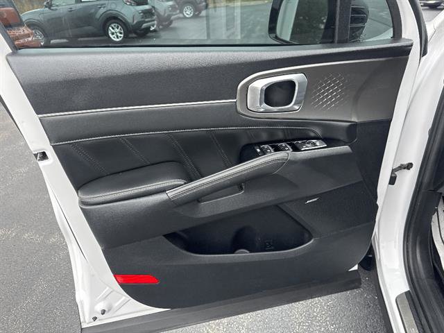 Used 2021 Kia Sorento SX FWD image 7