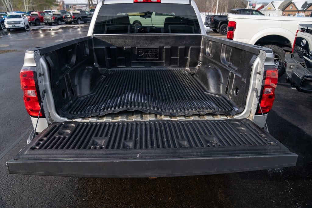 Used 2018 Chevrolet Silverado 1500 LT w/ All Star Edition image 7