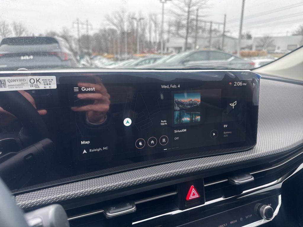 New 2025 Kia EV6 Wind image 3