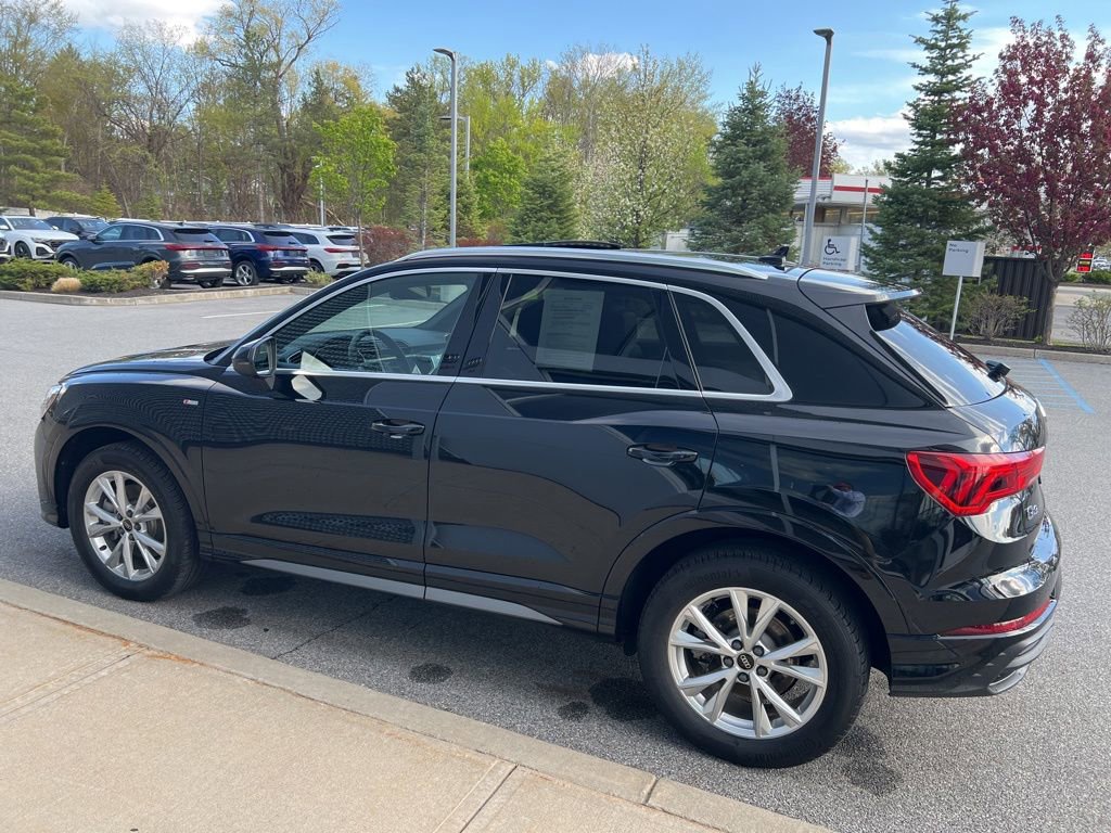 Used 2025 Audi Q3 2.0T Premium w/ Convenience Package AWD/4WD image 40