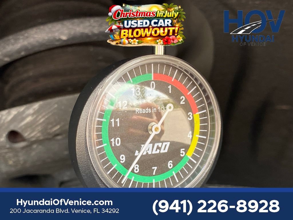 Used 2022 Buick Encore GX Essence w/ Experience Buick Package FWD image 34