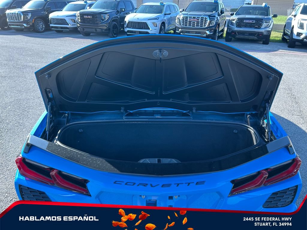 Used 2025 Chevrolet Corvette Stingray Convertible w/ 1LT RWD image 10