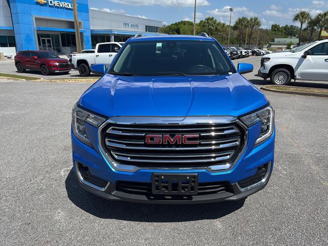 Used 2024 GMC Terrain SLT AWD/4WD image 8
