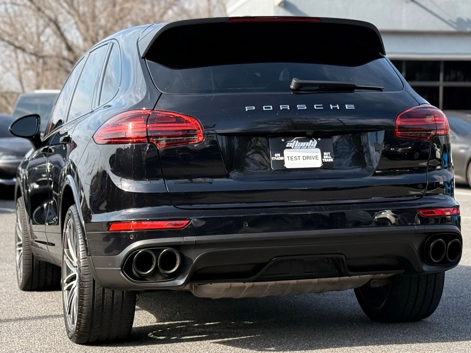 Used 2017 Porsche Cayenne image 3