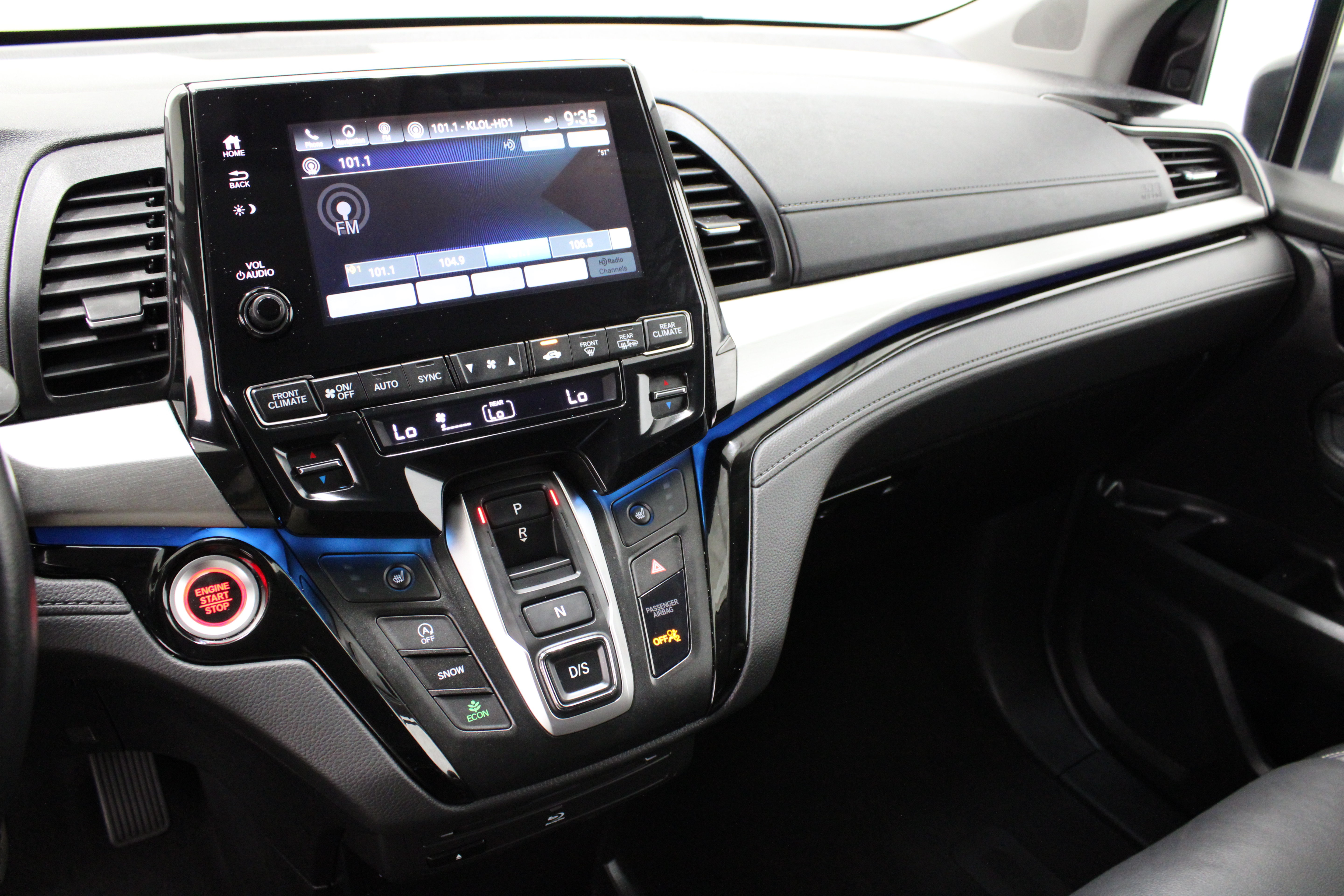 Used 2024 Honda Odyssey Touring image 16