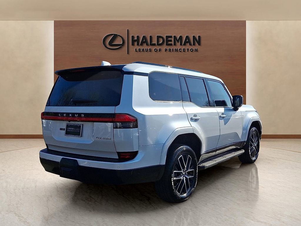 Used 2025 Lexus GX 550 w/ Accessory Package (2T) image 7