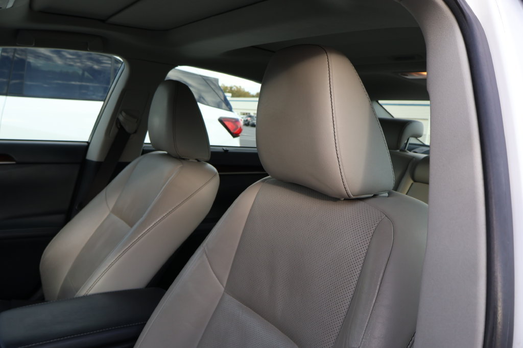 Used 2014 Lexus ES 350 w/ Ultra Luxury Package FWD image 11