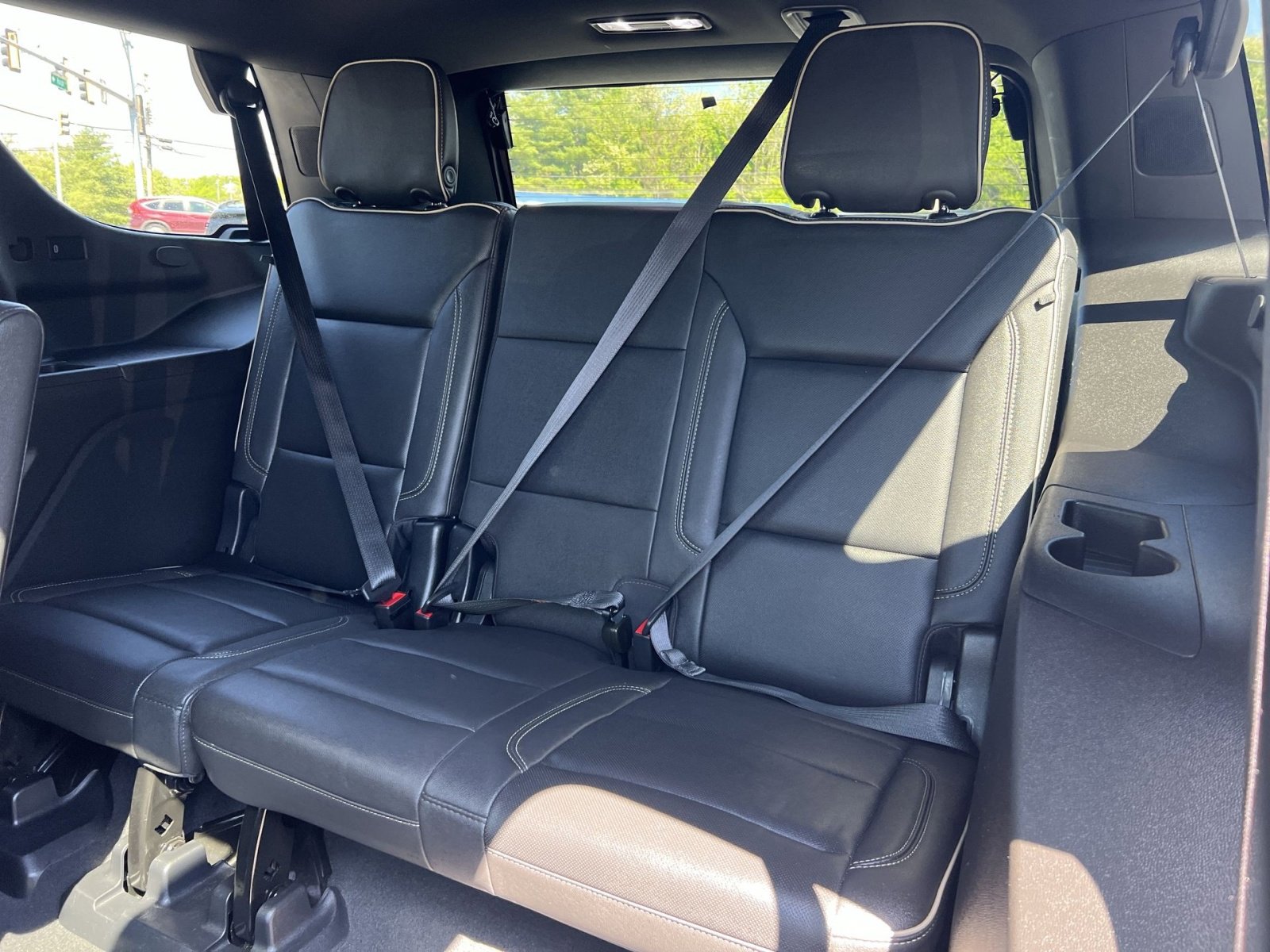 Used 2023 Chevrolet Tahoe Premier AWD/4WD image 33
