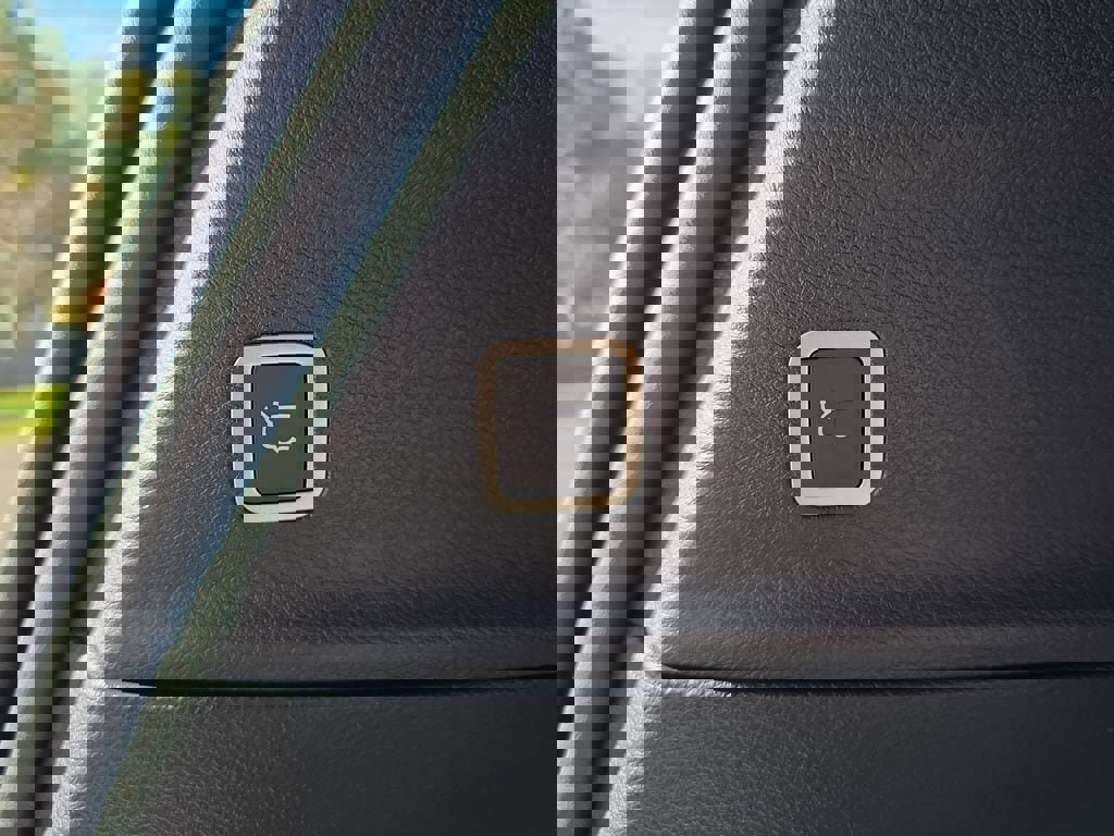 New 2026 Chrysler Pacifica Select image 15