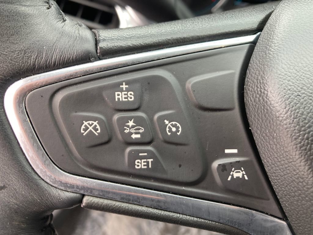 Used 2016 Chevrolet Malibu LT image 42